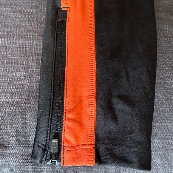 UNDER ARMOUR WOMEN'S HEATGEAR COMPRESSION LEGGINGS BLACK /ORANGE - Picture 8 of 12